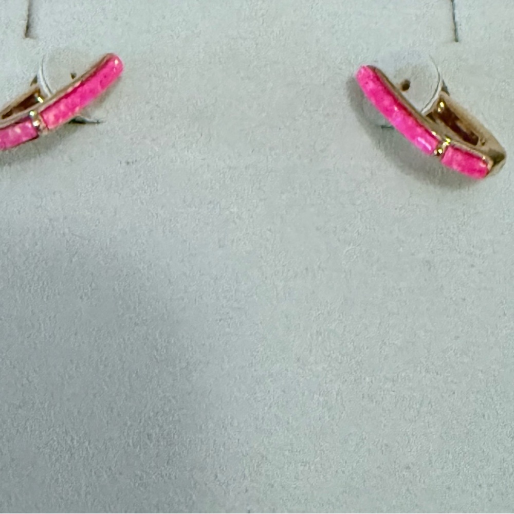 Ellen pink opal and 18k Gold Earrings